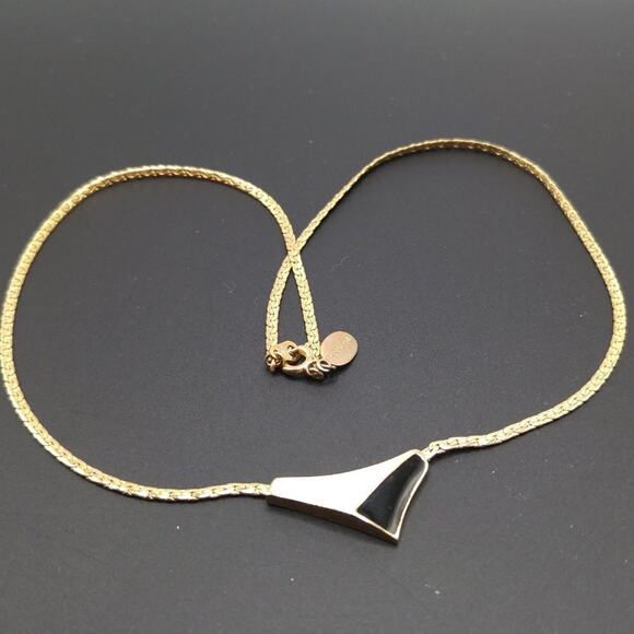 Vintage Park Lane Black White Enamel Pendant Necklace, 16 Inch Choker - Picture 7 of 9